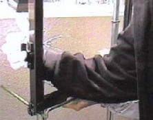 �ȒP�Ɏ肪�����Ă��܂��܂�